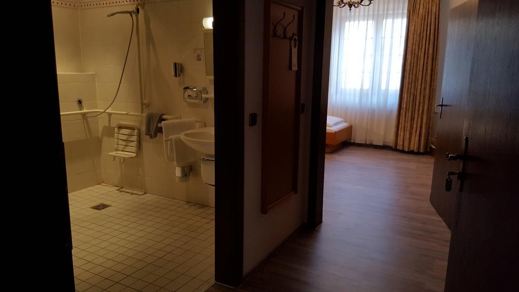 Hotel Alt Steinbach Steinbach im Taunus Eksteriør bilde